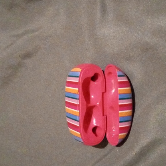 Packed party Earbuds - Picture 7 of 9